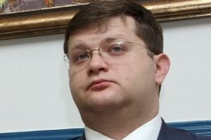 Нардепа Арьева атаковал охранник с огнетушителем