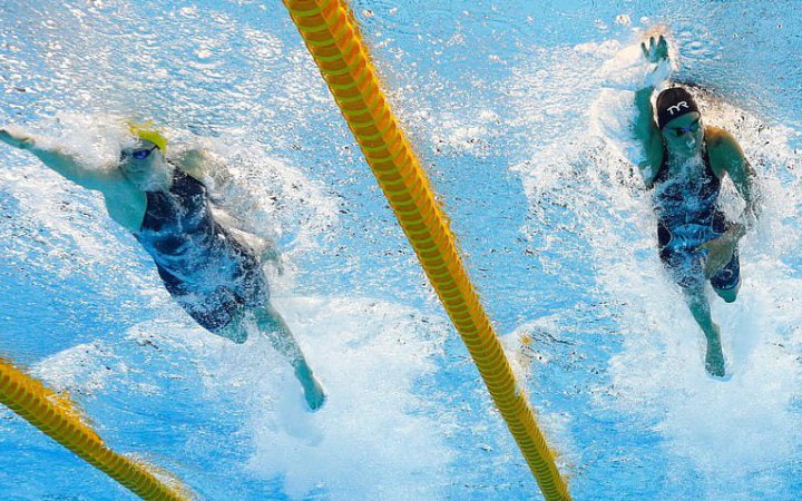 Президент World Aquatics назвав питання з допуском росіян та білорусів "одним із найскладніших"