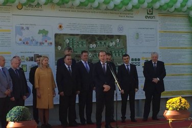 Павленко открыл в Николаеве пятую очередь перегрузочного терминала "Эвери"