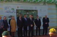 Павленко открыл в Николаеве пятую очередь перегрузочного терминала "Эвери"