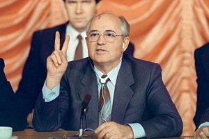 Партия Путина тянет страну в прошлое, - Горбачев