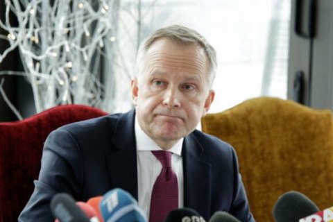 В Латвии главу Центробанка будут судить по делу о коррупции