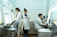 Старий барвник, розумна молекула й український слід. Як у Львові шукають ліки там, де сліпі зони великої фарми