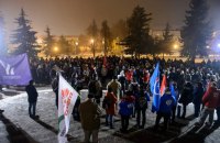 Президент Венгрии подписал закон, разрешающий 400 часов сверхурочный работы