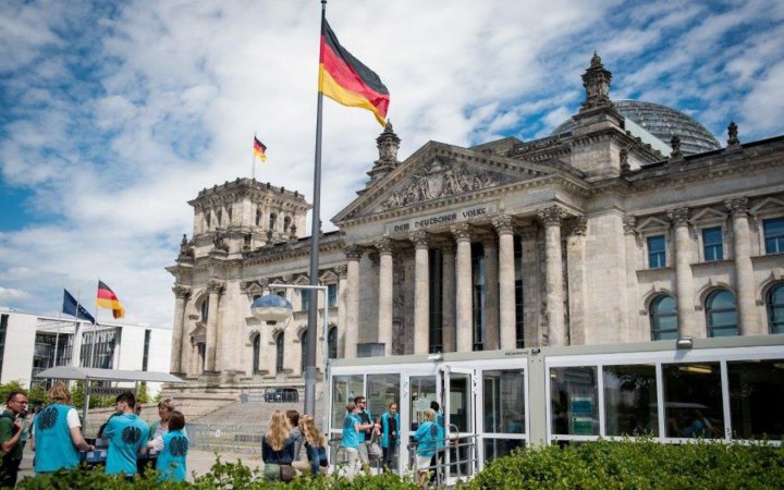 Spiegel: У Бундестазі побилися помічники депутатів ультраправої AfD 