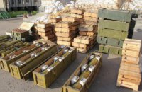В Краснодон ежедневно прибывают поезда с боеприпасами из России, - штаб АТО