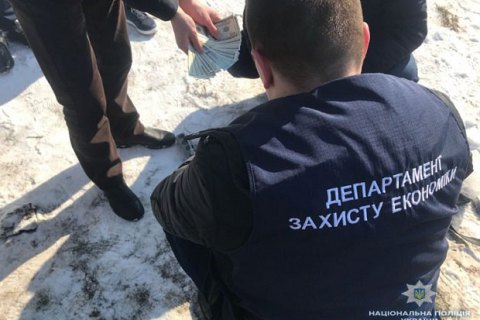 Во Львове полиция задержала супругов - взяточников