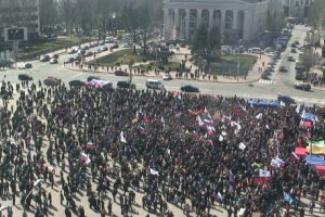 Жители Донбасса просят Турчинова защитить их от сепаратистов