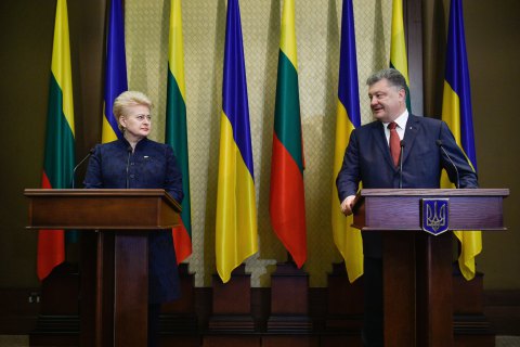 ​Порошенко 8 декабря посетит Литву