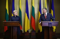 ​Порошенко 8 декабря посетит Литву