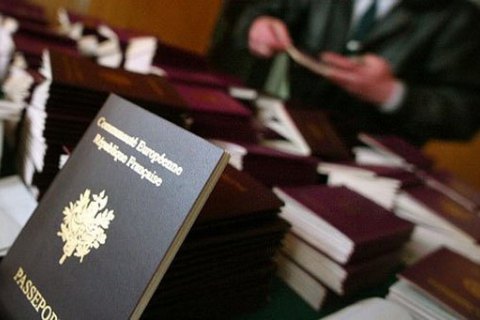 Британцев, просящих гражданство Франции, стало больше на 254%, - МВД Франции