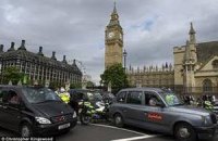 Британия собралась отпугивать мигрантов антирекламой 
