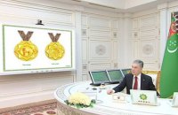 Президент Туркменистана утвердил дизайн медалей для собак и ввел звание "Отважный алабай года"