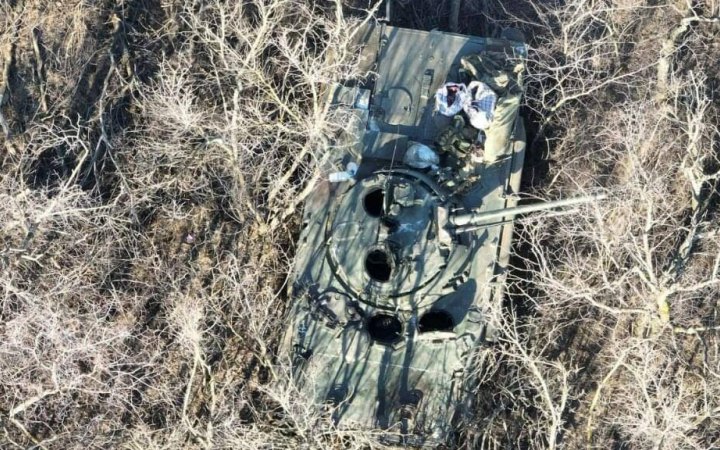 Над Донбасом українські сили ППО знищили три російських літака та три безпілотника