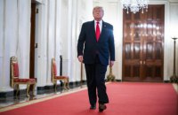 Адміністрація Трампа і сенатори-демократи домовилися про підтримку економіки США на $2 трлн