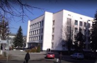 У Луцьку спостерігач від партії вистрибнув з вікна виборчої дільниці