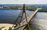 В Киеве на месяц ограничат движение транспорта на Северном мосту