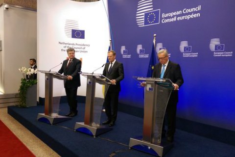 Порошенко пообещал ЕС урегулировать политический кризис до конца месяца