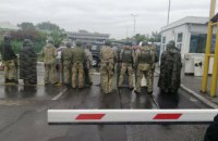 На границе с Венгрией водители заблокировали пункт пропуска, протестуя против дополнительных проверок
