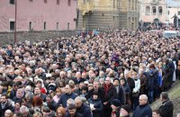 35 тысяч верующих УГКЦ провели крестный ход в центре Львова