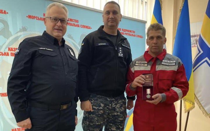 Працівники Морської пошуково-рятувальної служби отримали держнагороди за стійкість