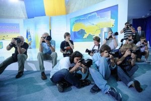 Гражданское общество и СМИ друг друга «довоспитывают», - журналисты