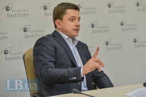 Довгий прокоментував заяву Луценка