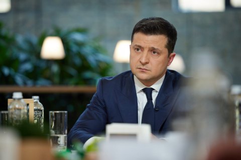Теробороною та національним спротивом мають займатися професіонали, – Зеленський