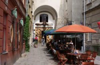 Во Львове неизвестные "заминировали" пять улиц 