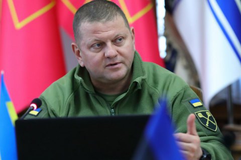 Залужный: "ВСУ не планируют и не проводят наступательные операции на востоке Украины" 
