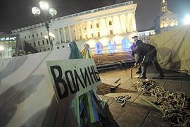 Милиция просит у телеканалов видео, как устанавливали палатки на Майдане
