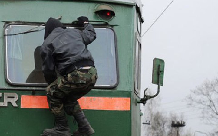 Від початку року загинули три "зачепери", ще 9 отримали надважкі травми, - Укрзалізниця