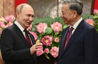 Путін прибув до В'єтнаму і подякував за “зважену” позицію щодо війни проти України
