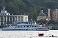 В Киеве открыт рейс теплохода с Почтовой площади до Березняков