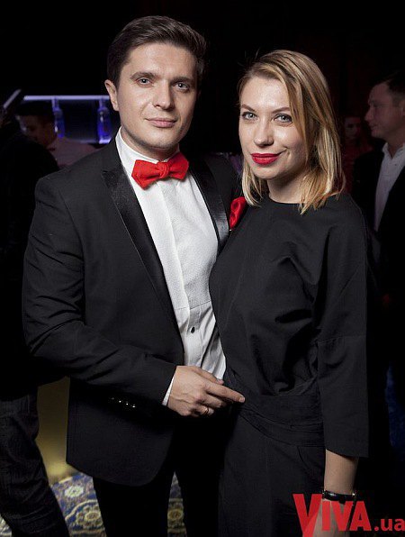 Ведущий Анатолий Анатолич с женой Юлой
