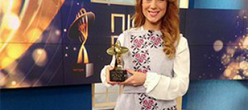 Светлана Тарабарова получила премию "Песня года 2014"