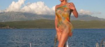 Волочкова снова выложила в блоге свои "голые" фото 