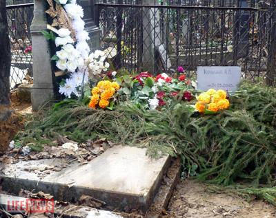 Почти год на могиле Конкиной не было даже креста