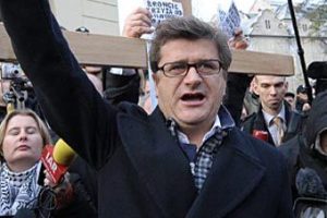 Польский депутат пообещал "раскурить косяк" в здании парламента