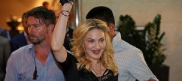 Мадонна призналась, что в 19 лет ее изнасиловали