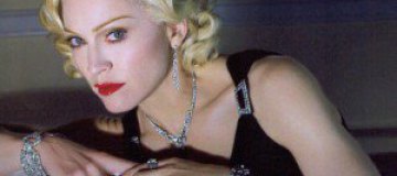 Мадонна расчувствовалась на показе своего фильма