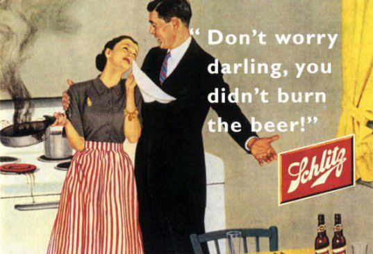 Слоган: &quot;Не волнуйся, дорогая, главное, что ты не сожгла пиво&quot;