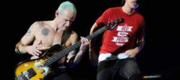 Red Hot Chili Peppers записали обращение к украинским поклонникам