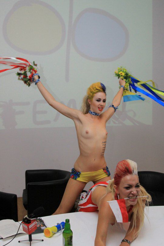 FEMEN в Польше