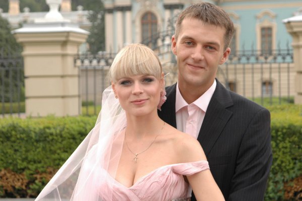 Ольга Фреймут и Александр Ракоед, по слухам, не расписывались, но венчались
