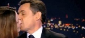 Поцелуй Карлы Бруни и Никола Саркози "порвал" Youtube