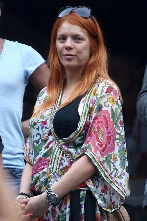 Анастасия Стоцкая показалась на фестивале в Ялте без макияжа