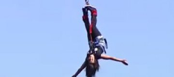 Джамала прыгнула с 42-метровой вышки в поддержку мира