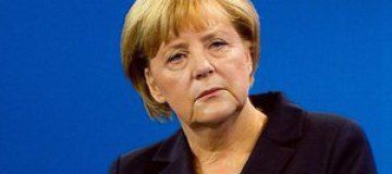 У ожерелья Ангелы Меркель появился аккаунт в Twitter
