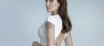 Анджелину Джоли обвинили в расизме